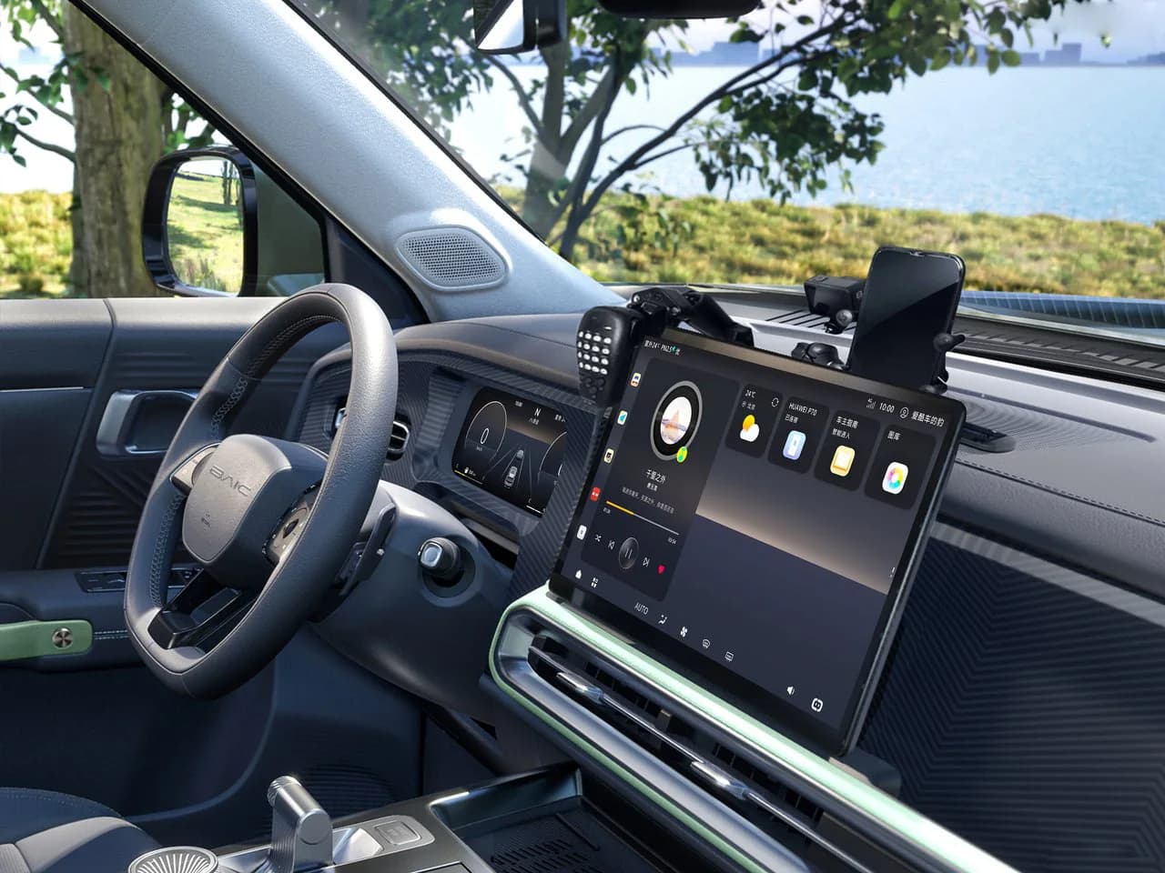 BAIC BJ30e dashboard with the centre screen and phone mount