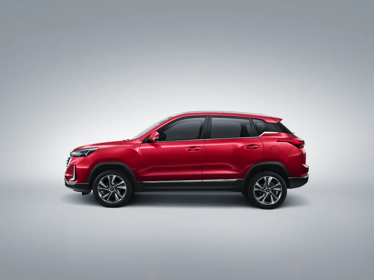Red BAIC X35, side profile
