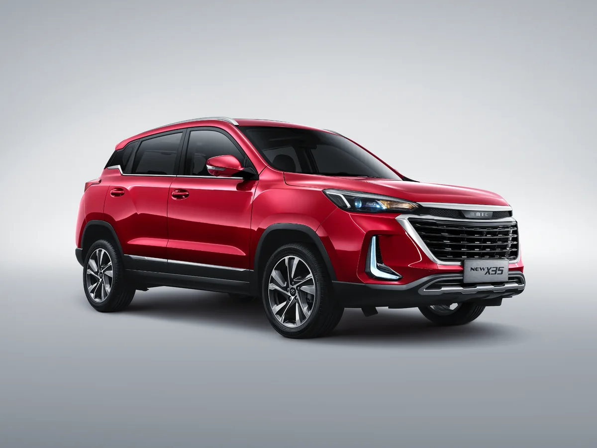 Red BAIC X35 front three-quarter view, right side
